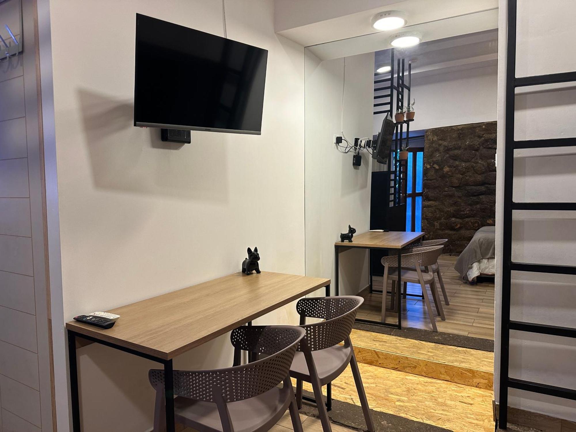 Blacky Hostel And Apartments (Adults Only) Куско Экстерьер фото