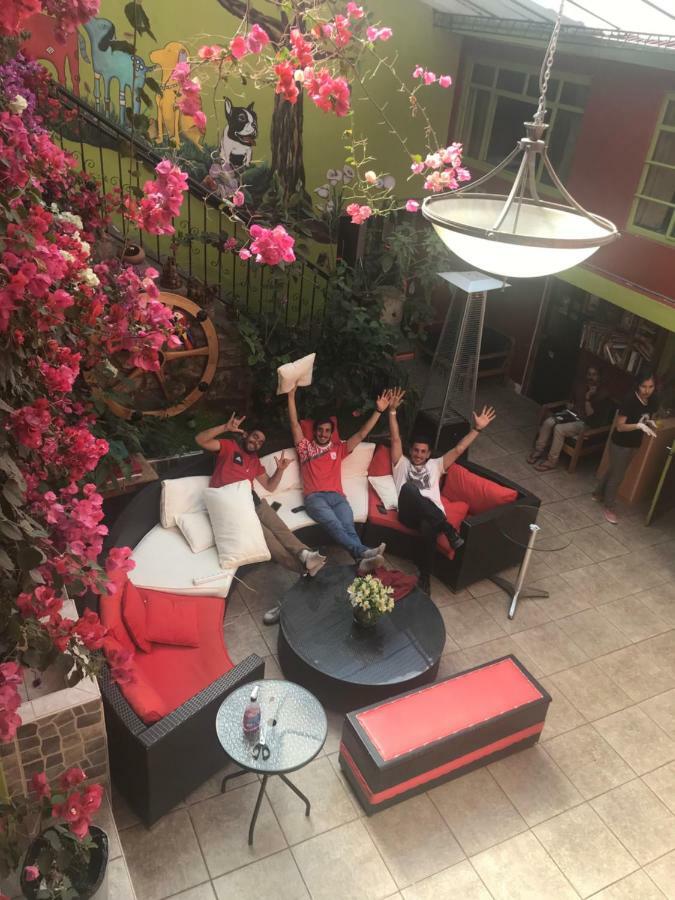 Blacky Hostel And Apartments (Adults Only) Куско Экстерьер фото